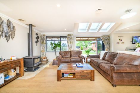 Photo of property in 339 Stoney Creek Road, Kelvin Grove, Palmerston North, 4470