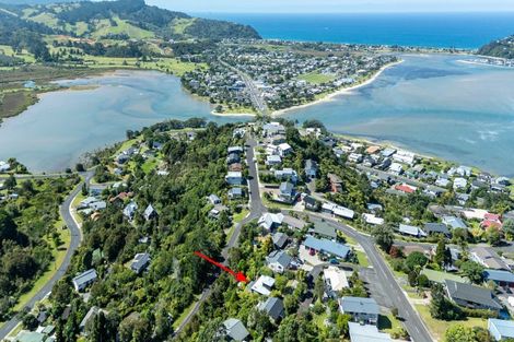 Photo of property in 5 Hillside Lane, Tairua, 3508