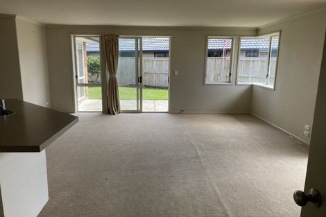 Photo of property in 21 Winchester Place, Rototuna North, Hamilton, 3210