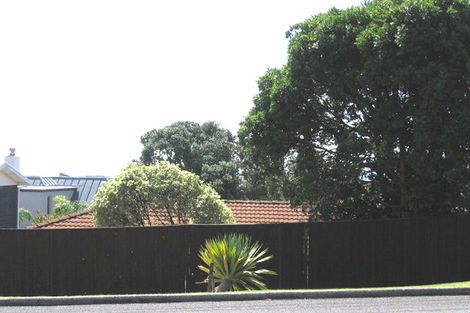 Photo of property in 383 Beach Road, Mairangi Bay, Auckland, 0630