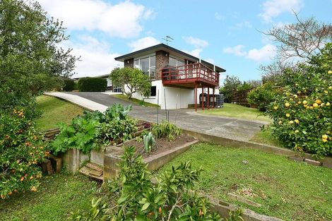 Photo of property in 33a Rosario Crescent, Red Beach, 0932