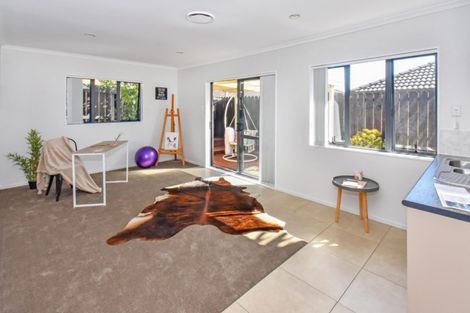 Photo of property in 64 Aspiring Avenue, Flat Bush, Auckland, 2019