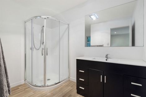 Photo of property in 2c Zion Road, Birkenhead, Auckland, 0626