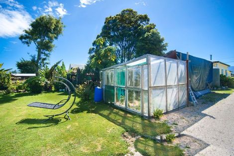 Photo of property in 23 Wharf Road, Karamea, 7893