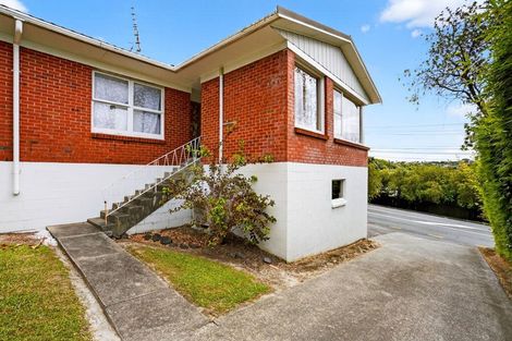 Photo of property in 1/497 Beach Road, Murrays Bay, Auckland, 0630