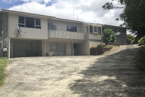 Photo of property in 49 Whaka Street, Maungaturoto, 0520