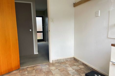 Photo of property in 2/13 Erica Road, Sunnynook, Auckland, 0620