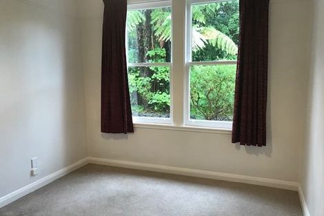 Photo of property in 24 Awarua Street, Ngaio, Wellington, 6035