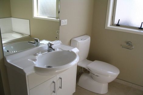 Photo of property in 4 Heidi Crescent, Flat Bush, Auckland, 2016