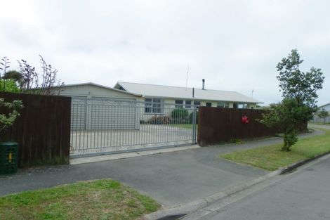 Photo of property in 4 Eros Place, North New Brighton, Christchurch, 8083