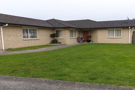 Photo of property in 20 Puketi Lane, Waiuku, 2123