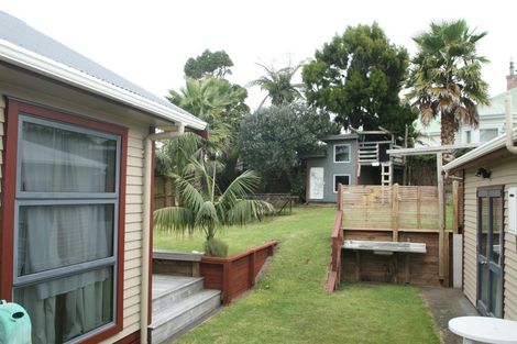 Photo of property in 36 Fitzroy Road, Fitzroy, New Plymouth, 4312