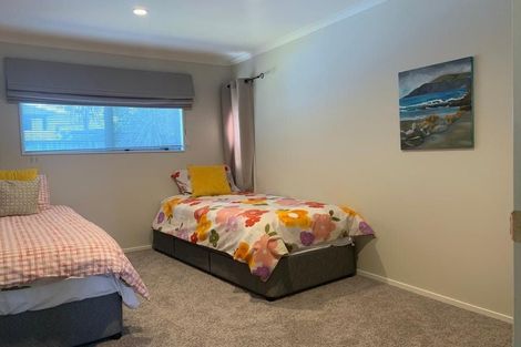 Photo of property in 38 William Street, Waikanae Beach, Waikanae, 5036