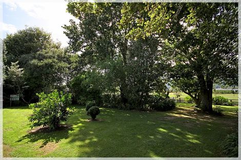 Photo of property in 1071 Queen Street East, Levin, 5510