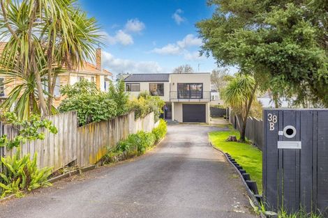 Photo of property in 38b Forest Lake Road, Forest Lake, Hamilton, 3200