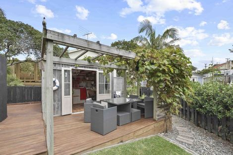 Photo of property in 870 Whangaparaoa Road, Manly, Whangaparaoa, 0930