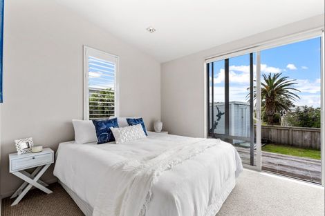 Photo of property in 15 Meiklejohn Way, Omaha, 0986