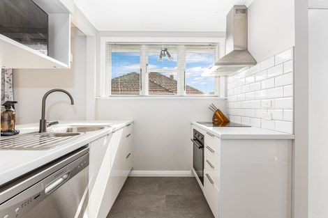 Photo of property in 90 Main Road, Titahi Bay, Porirua, 5022