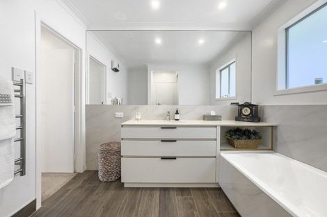 Photo of property in 38a Polygon Road, Saint Heliers, Auckland, 1071