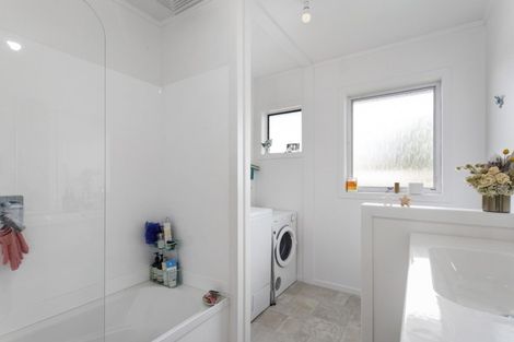 Photo of property in 1/7a Mountain Road, Mount Wellington, Auckland, 1072