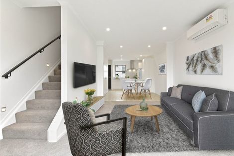 Photo of property in 6 Gilbert Hall Way, Swanson, Auckland, 0614