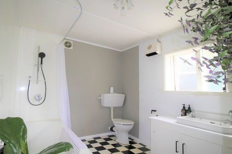 Photo of property in 22 Greta Street, South Hill, Oamaru, 9400