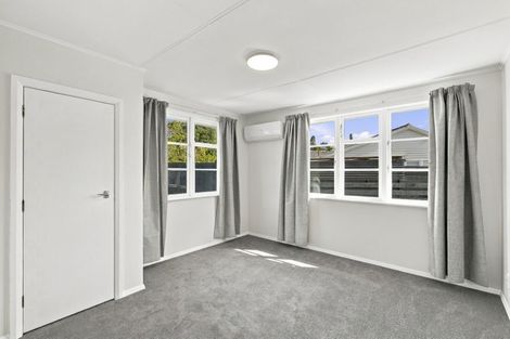Photo of property in 61 Parsons Street, Frankleigh Park, New Plymouth, 4310