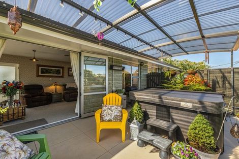 Photo of property in 2/14 Apollo Place, Papanui, Christchurch, 8052