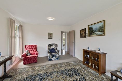 Photo of property in 7 Kowhai Grove, Waikanae, 5036