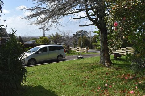 Photo of property in 84 Roberts Road, Te Atatu South, Auckland, 0610