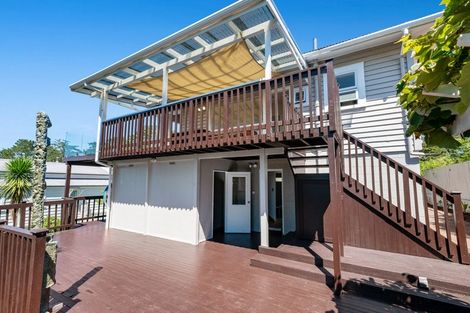 Photo of property in 42 Rawene Road, Birkenhead, Auckland, 0626