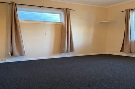 Photo of property in 2 Chaucer Road, Hospital Hill, Napier, 4110