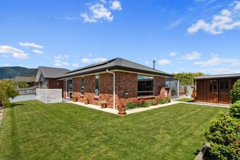 Photo of property in 28 Hammill Grove, Stoke, Nelson, 7011