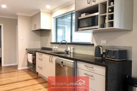 Photo of property in 38 Record Street, Fitzroy, New Plymouth, 4312