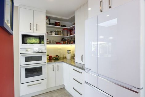 Photo of property in 14 Howard Street, Carterton, 5713