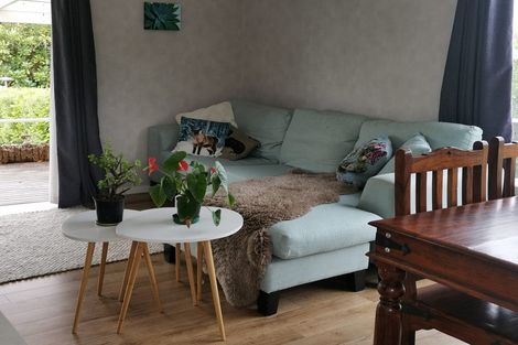 Photo of property in 9 Whaka Street, Maungaturoto, 0520