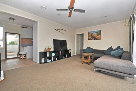 Photo of property in 51 Eastburn Street, Papakura, 2110
