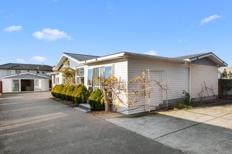 Photo of property in 424 Memorial Avenue, Burnside, Christchurch, 8053