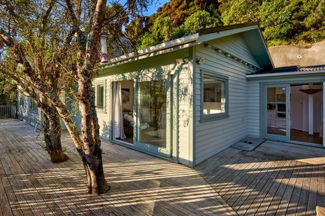 Photo of property in 48 Cluny Road, Plimmerton, Porirua, 5026