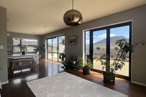 Photo of property in 29 Huntington Park Drive, Greenhithe, Auckland, 0632