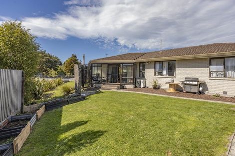 Photo of property in 83 Newnham Street, Rangiora, 7400