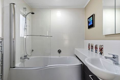 Photo of property in 3/24a Cheltenham Road, Devonport, Auckland, 0624