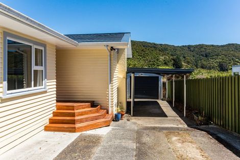 Photo of property in 112 Coast Road, Wainuiomata, Lower Hutt, 5014