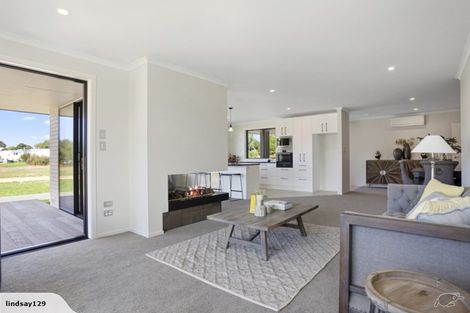 Photo of property in 2 Mural Drive, Katikati, 3129