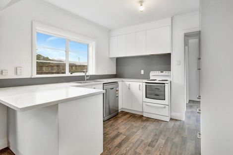 Photo of property in 48 Stokes Valley Road, Stokes Valley, Lower Hutt, 5019