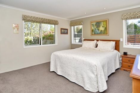 Photo of property in 15a Canberra Place, Redwood, Christchurch, 8051