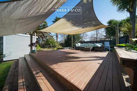 Photo of property in 185 Mahia Road, Wattle Downs, Auckland, 2103