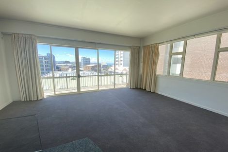 Photo of property in De Vere Apartments, 9/23 Tennyson Street, Te Aro, Wellington, 6011