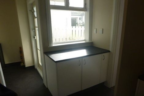 Photo of property in 2a Henry Street, Ebdentown, Upper Hutt, 5018