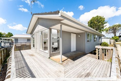 Photo of property in 95 Riverpark Crescent, Henderson, Auckland, 0610